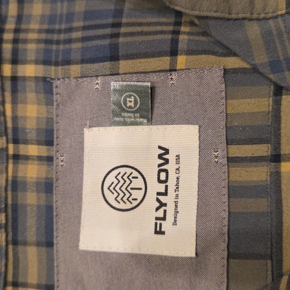 Flylow Mens Snap Front Plaid Short Sleeve Shirt - Picture 3 of 5